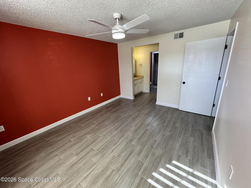 4740 Lake Waterford Way, Melbourne, FL 32901