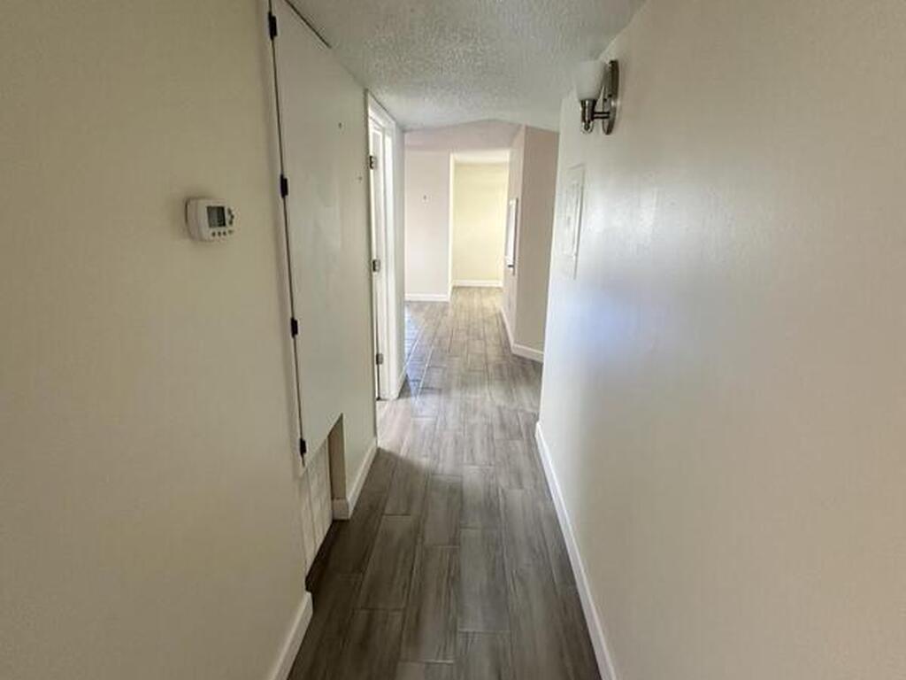 4740 Lake Waterford Way, Melbourne, FL 32901