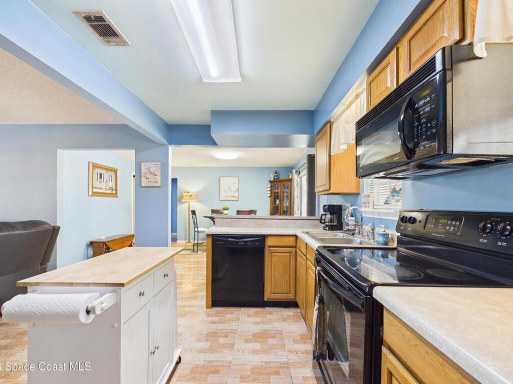 1112 Woodsmere Parkway, Rockledge, FL 32955