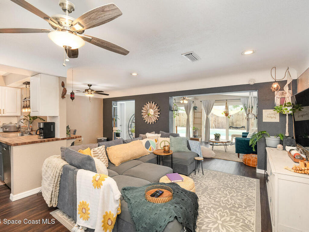 800 1st Street, Merritt Island, FL 32953