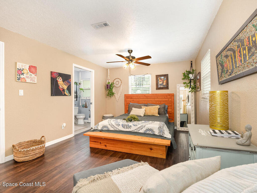 800 1st Street, Merritt Island, FL 32953