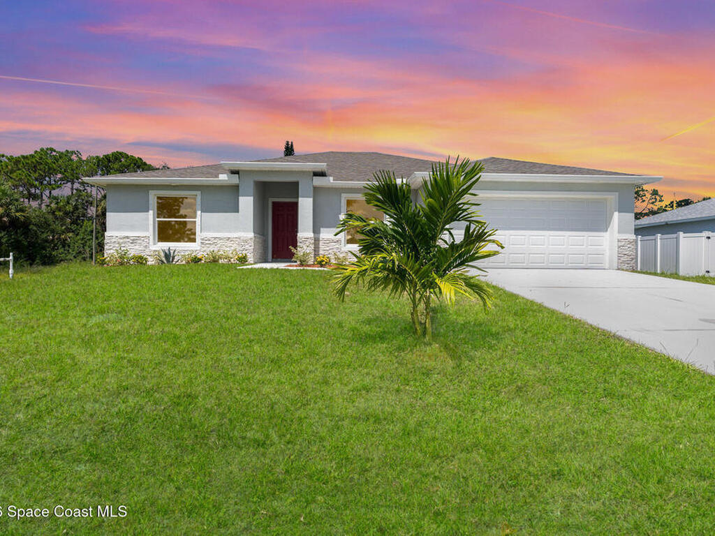 466 Tunis Road, Palm Bay, FL 32908