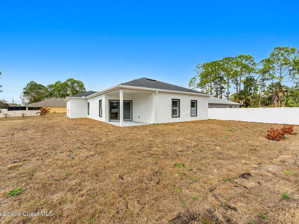 2347 Hagoplan Avenue, Palm Bay, FL 32908