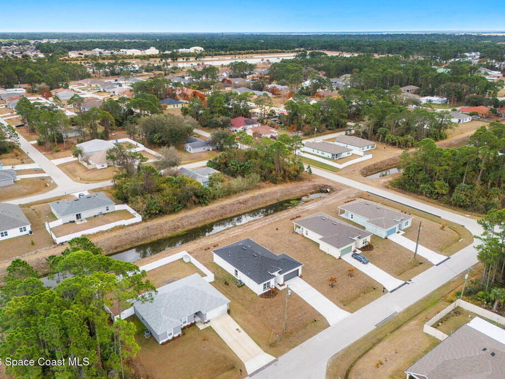 2347 Hagoplan Avenue, Palm Bay, FL 32908