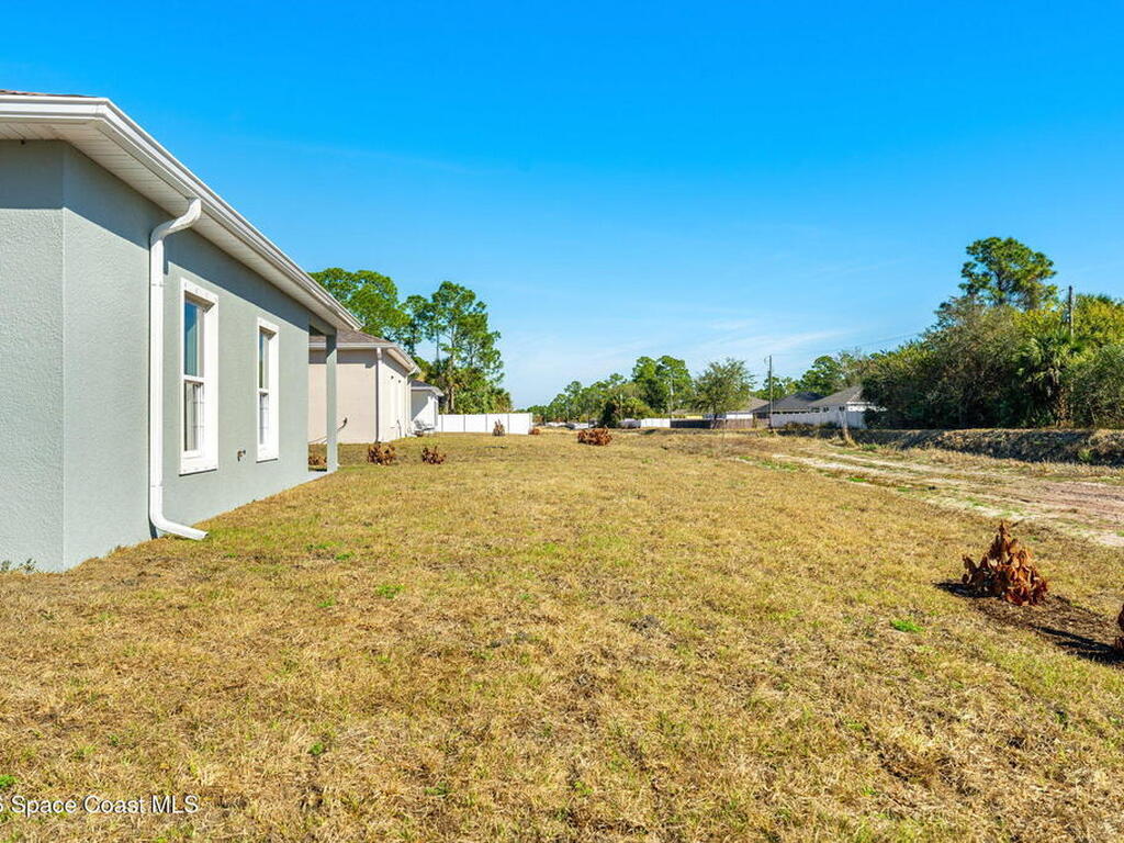 2367 Hagoplan Avenue, Palm Bay, FL 32908