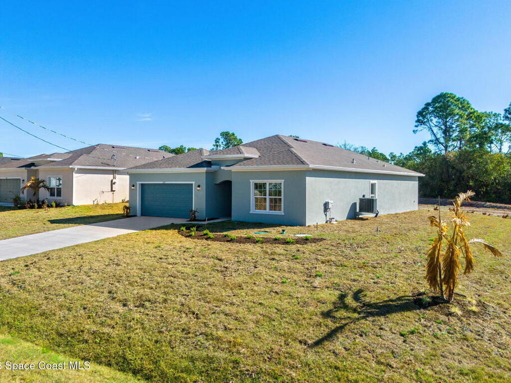 2367 Hagoplan Avenue, Palm Bay, FL 32908
