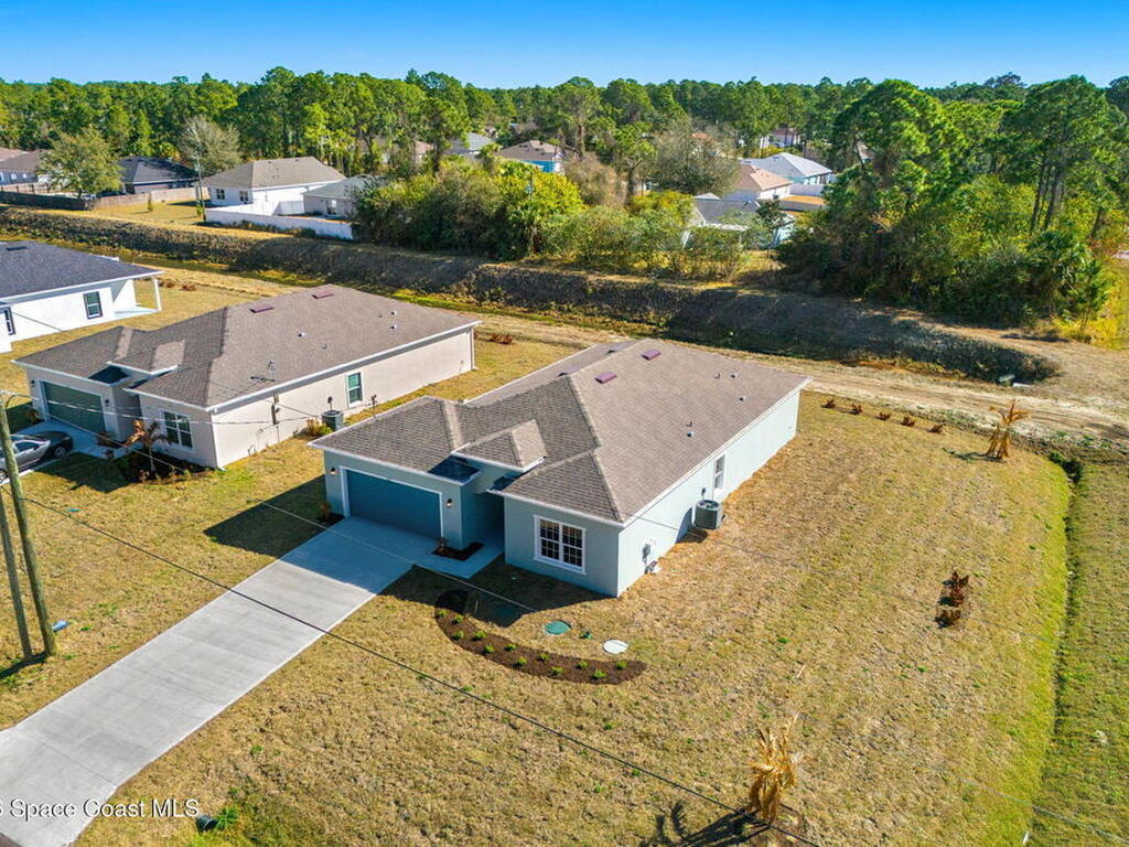 2367 Hagoplan Avenue, Palm Bay, FL 32908