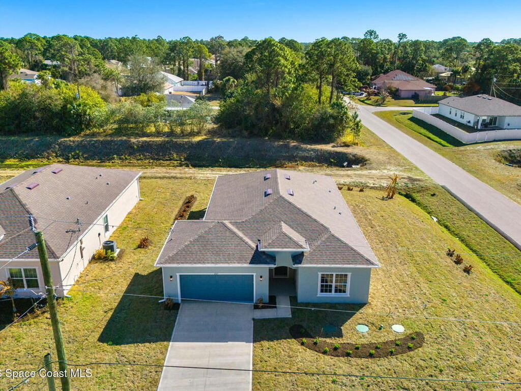 2367 Hagoplan Avenue, Palm Bay, FL 32908