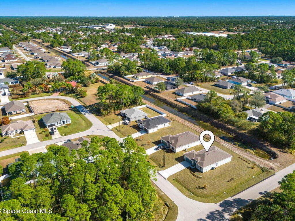 2367 Hagoplan Avenue, Palm Bay, FL 32908