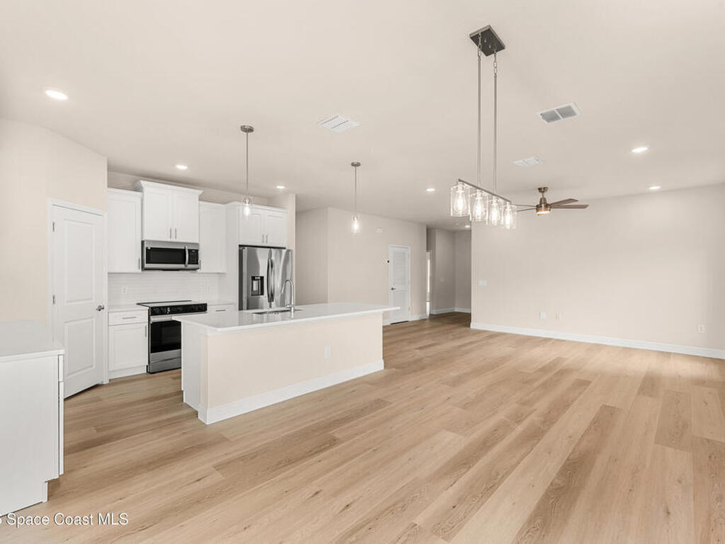 455 Mimosa Street, Palm Bay, FL 32908