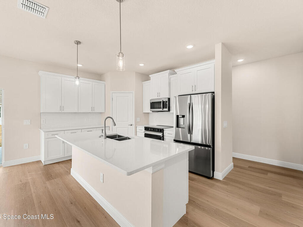 455 Mimosa Street, Palm Bay, FL 32908