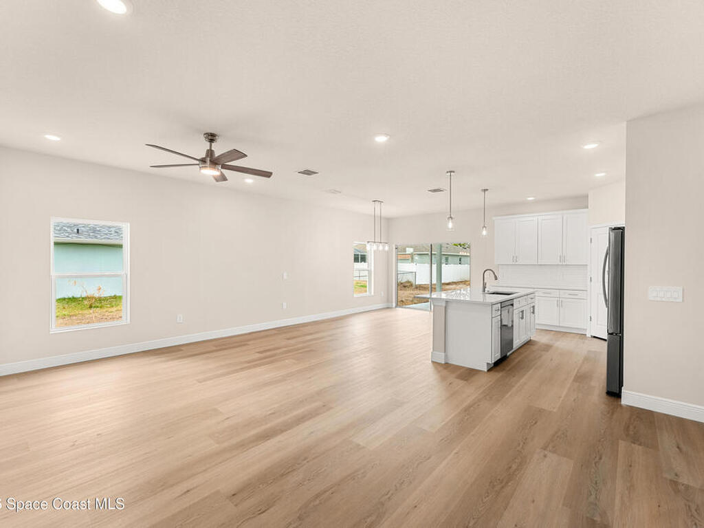 455 Mimosa Street, Palm Bay, FL 32908