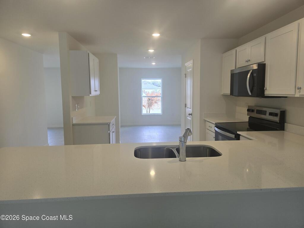 981 SW Richmond Circle, Palm Bay, FL 32908