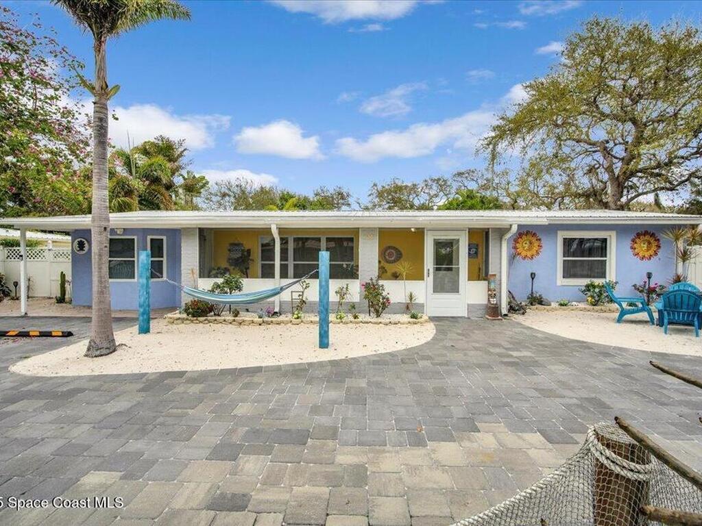 126 W Alachua Lane, Cocoa Beach, FL 32931