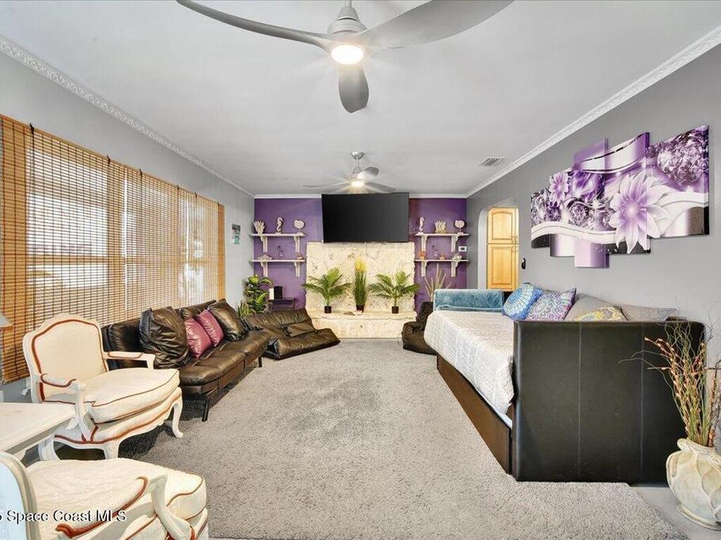 126 W Alachua Lane, Cocoa Beach, FL 32931