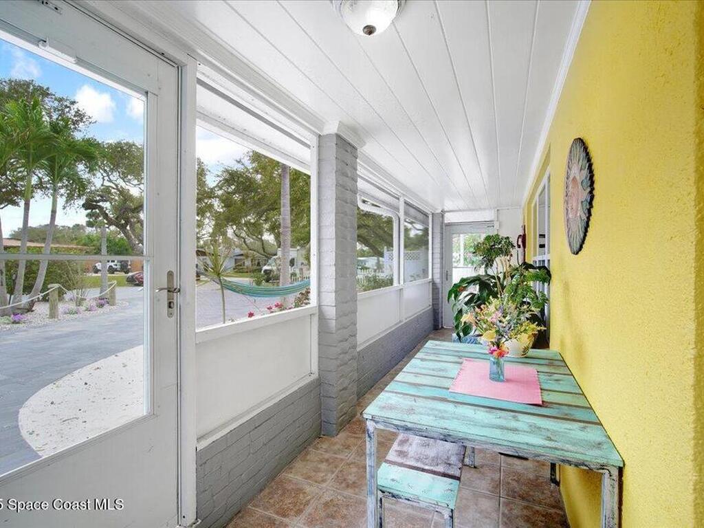 126 W Alachua Lane, Cocoa Beach, FL 32931