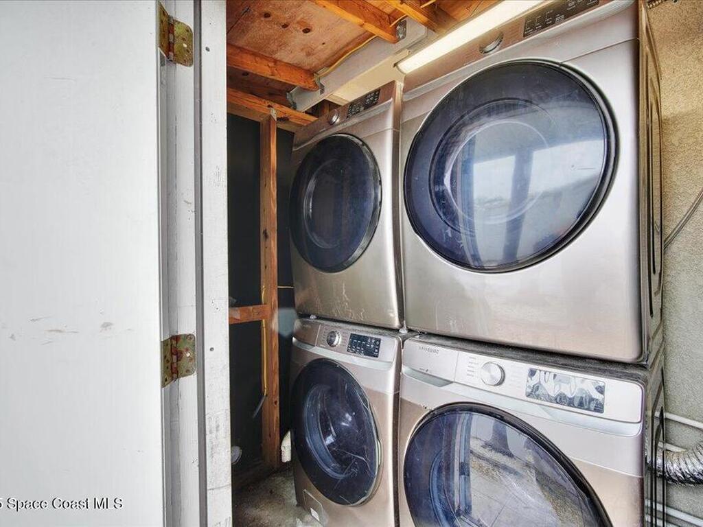 126 W Alachua Lane, Cocoa Beach, FL 32931