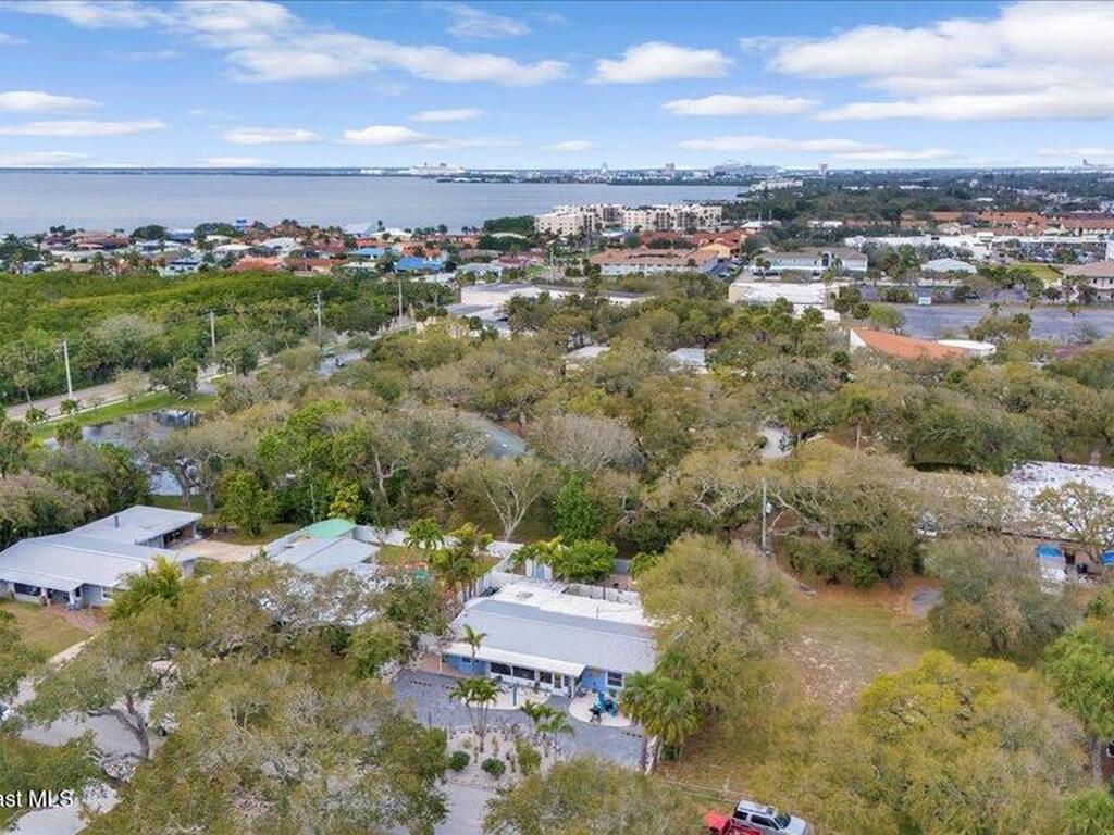 126 W Alachua Lane, Cocoa Beach, FL 32931