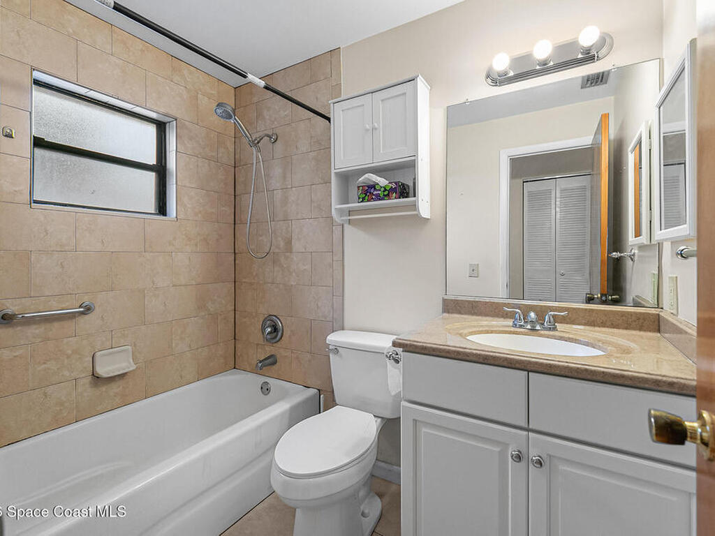 834 Lamplighter Drive, Palm Bay, FL 32907