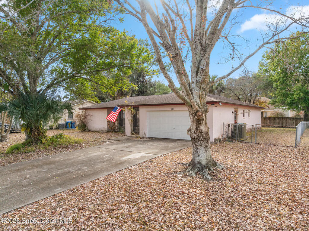 834 Lamplighter Drive, Palm Bay, FL 32907