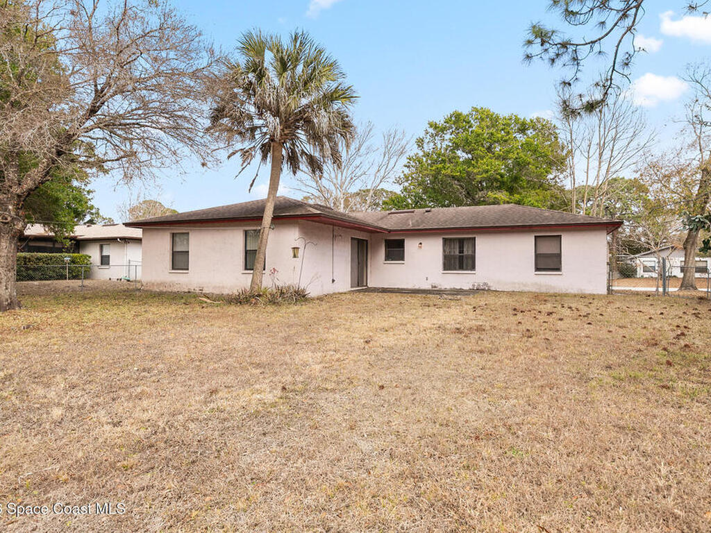 834 Lamplighter Drive, Palm Bay, FL 32907