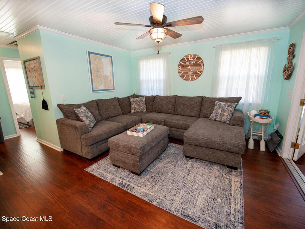 56304 Acorn Road, Astor, FL 32102