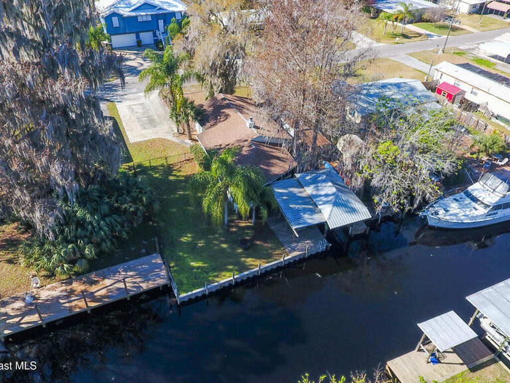 56304 Acorn Road, Astor, FL 32102