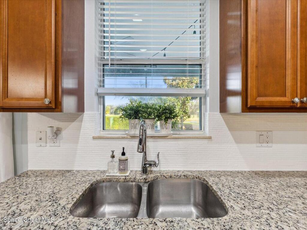 1383 Vestavia Circle, Melbourne, FL 32940