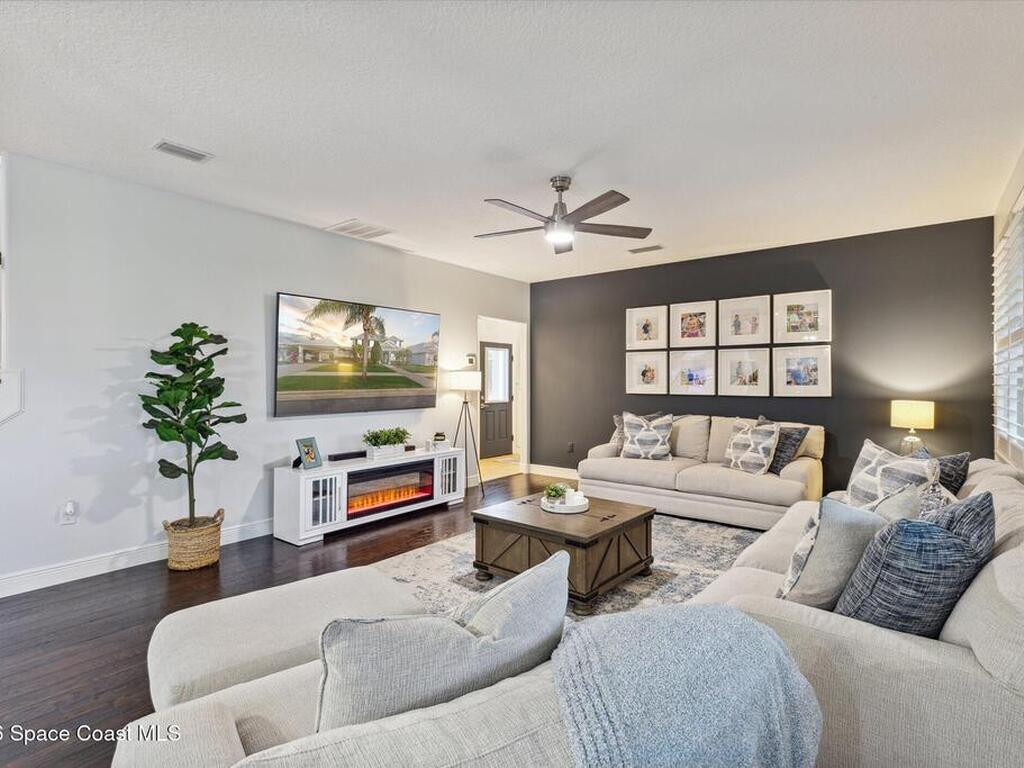 1383 Vestavia Circle, Melbourne, FL 32940