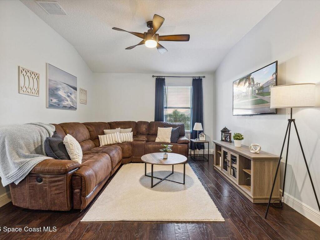 1383 Vestavia Circle, Melbourne, FL 32940