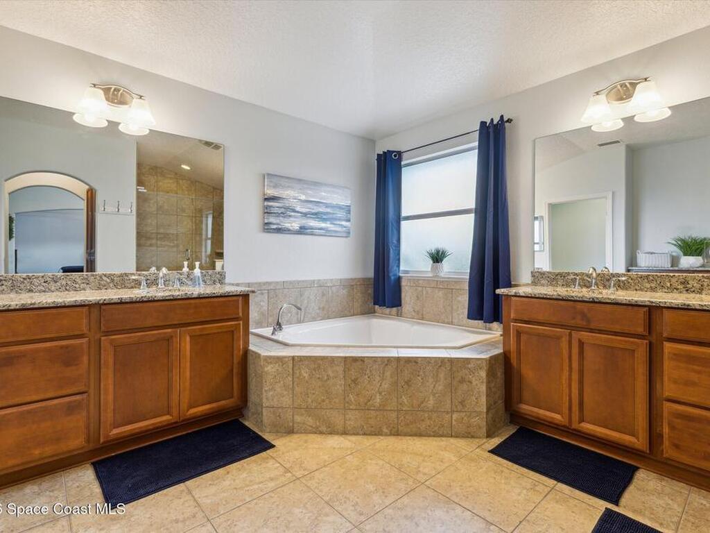 1383 Vestavia Circle, Melbourne, FL 32940