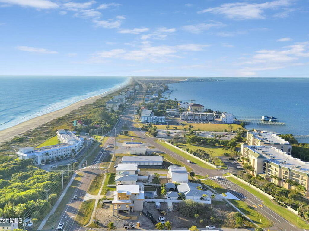 2050 S Atlantic Avenue, Cocoa Beach, FL 32931