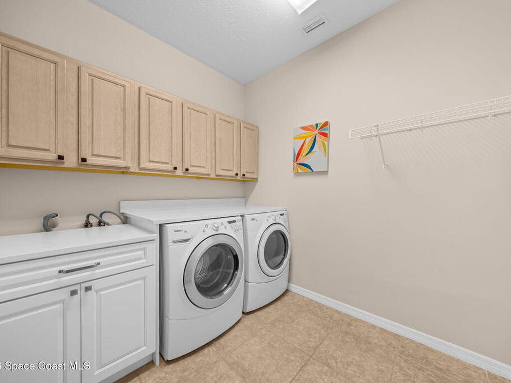 360 Treasure Lagoon Lane, Merritt Island, FL 32953