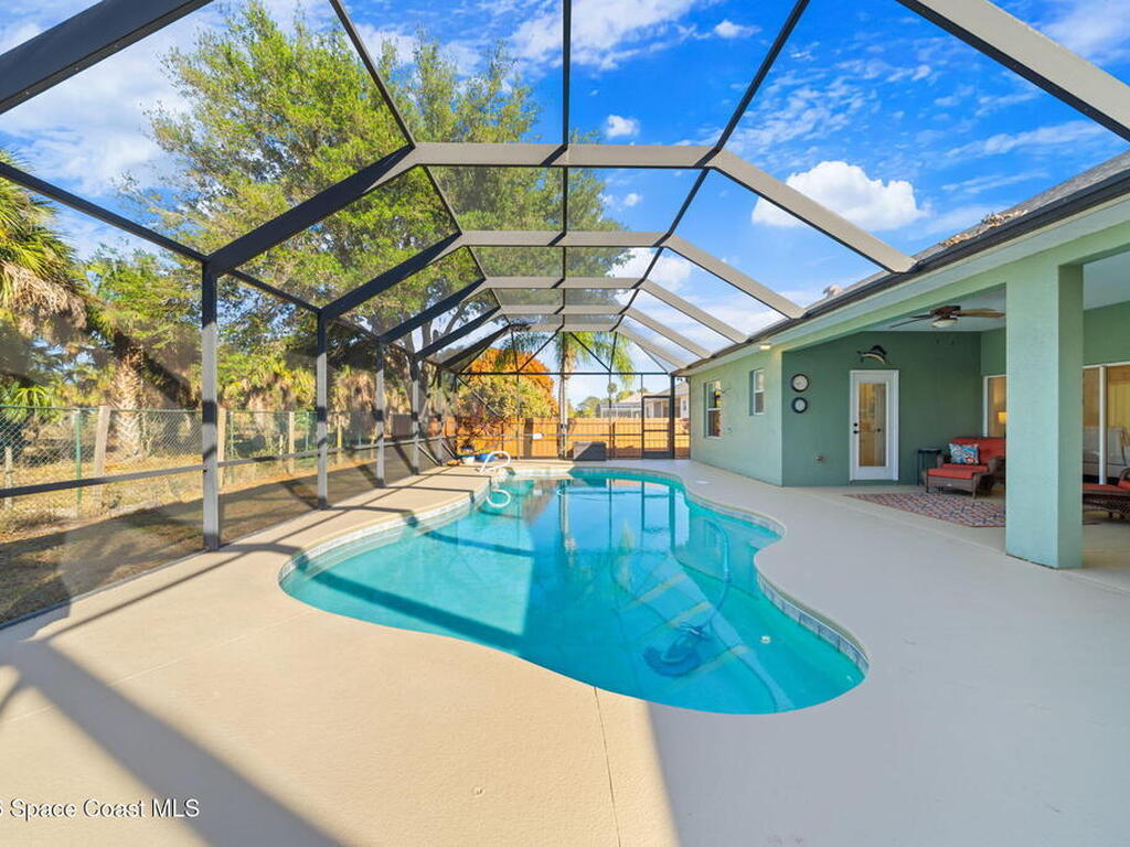 360 Treasure Lagoon Lane, Merritt Island, FL 32953