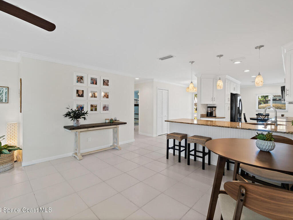 118 Skyline Circle, Satellite Beach, FL 32937