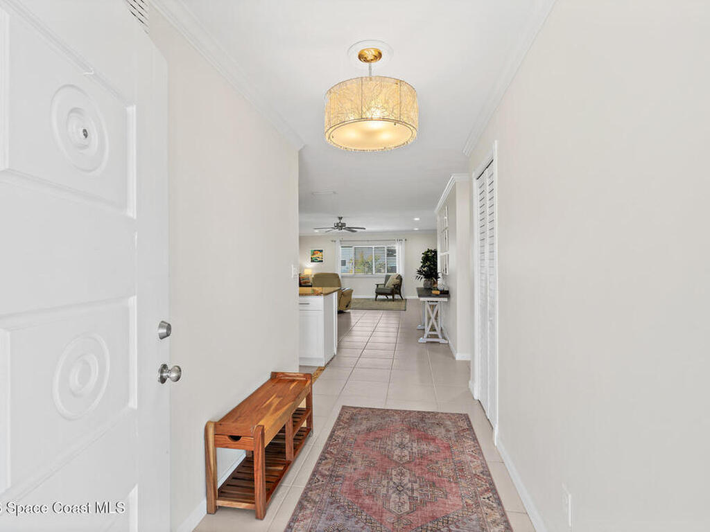 118 Skyline Circle, Satellite Beach, FL 32937