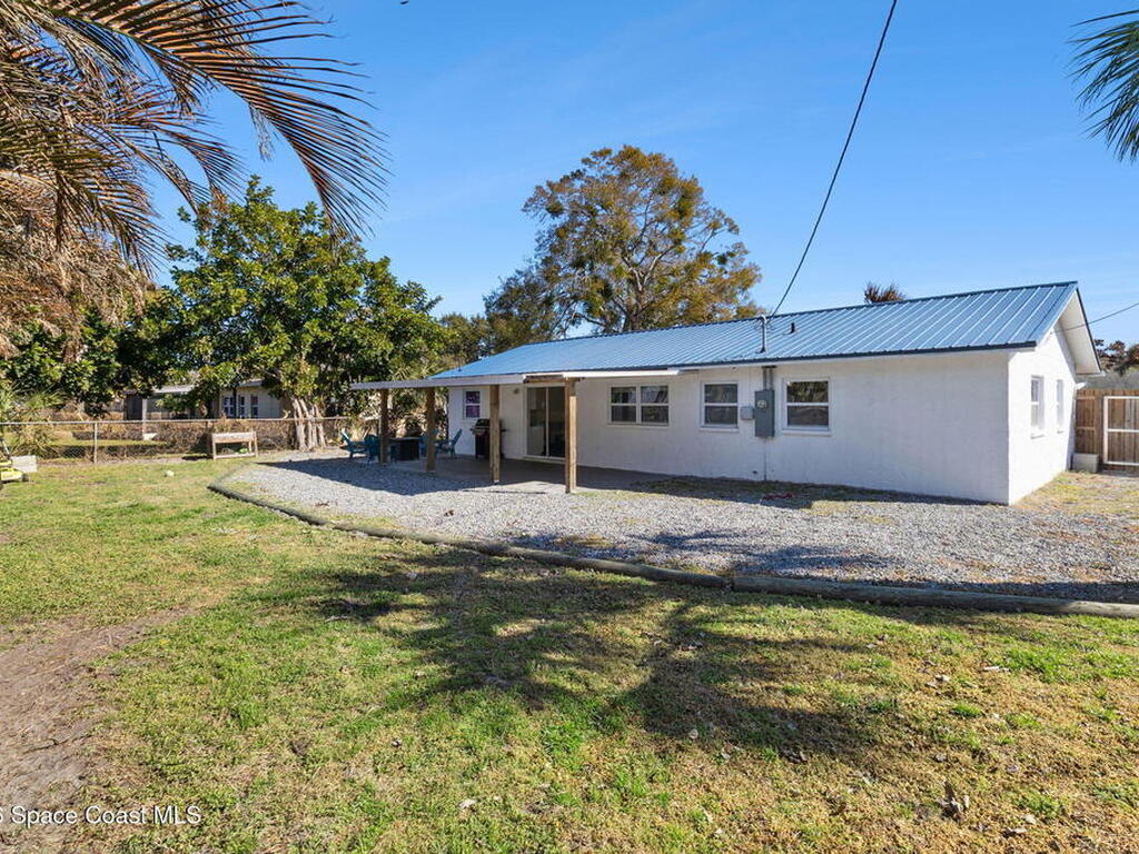 207 2nd Street, Merritt Island, FL 32953