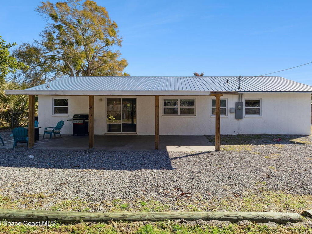 207 2nd Street, Merritt Island, FL 32953