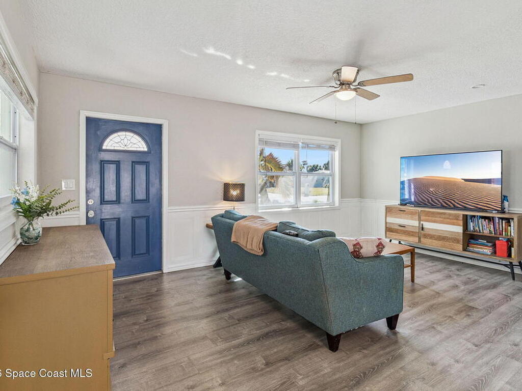 207 2nd Street, Merritt Island, FL 32953