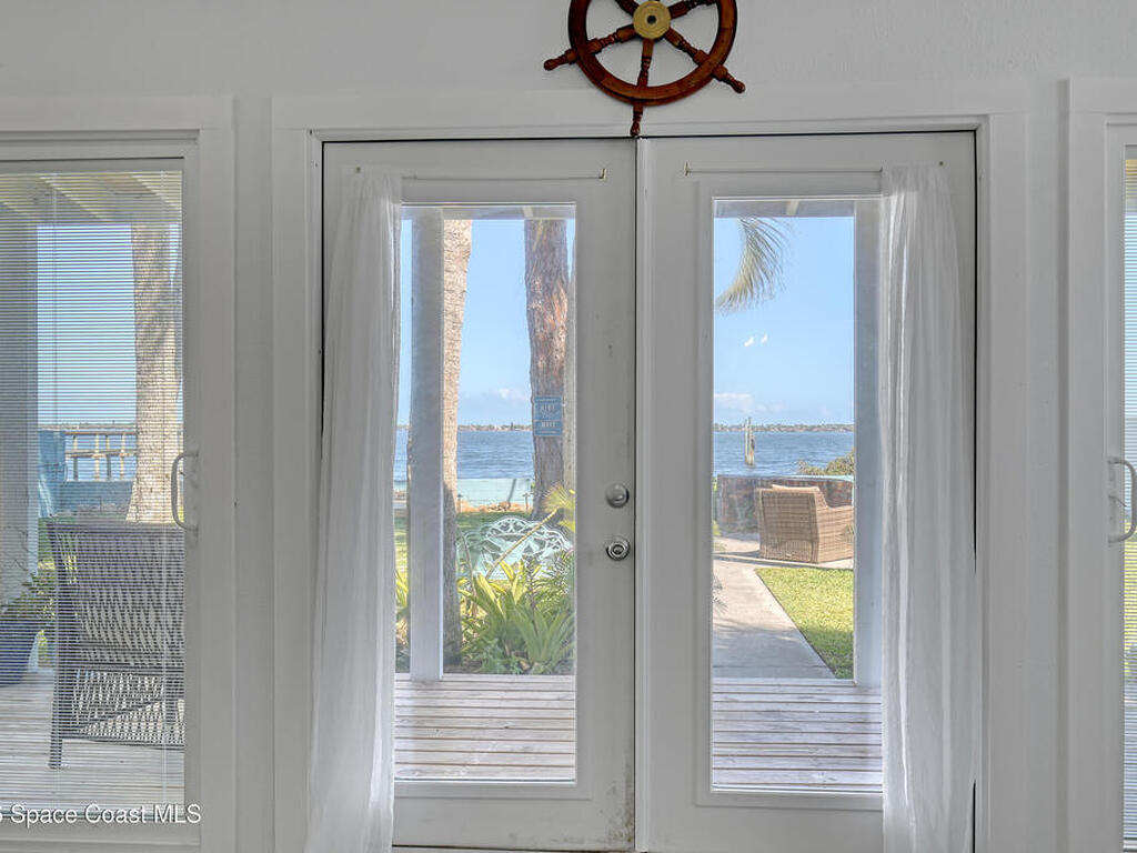 2179 Pineapple Avenue, Melbourne, FL 32935