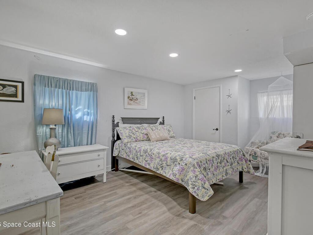 2179 Pineapple Avenue, Melbourne, FL 32935