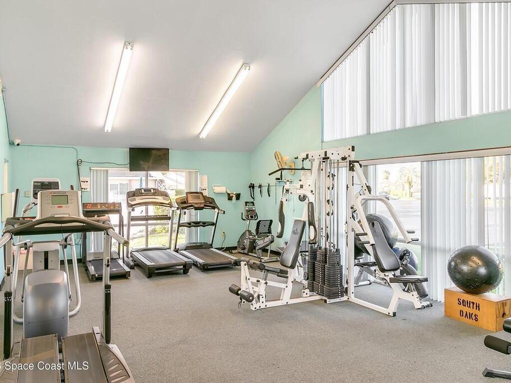 984 S Fork Circle, Melbourne, FL 32901