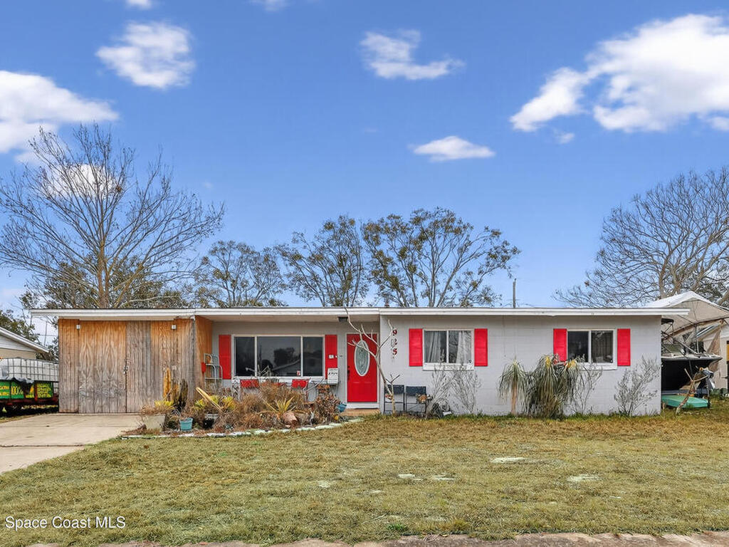 925 Lois Lane, Titusville, FL 32780