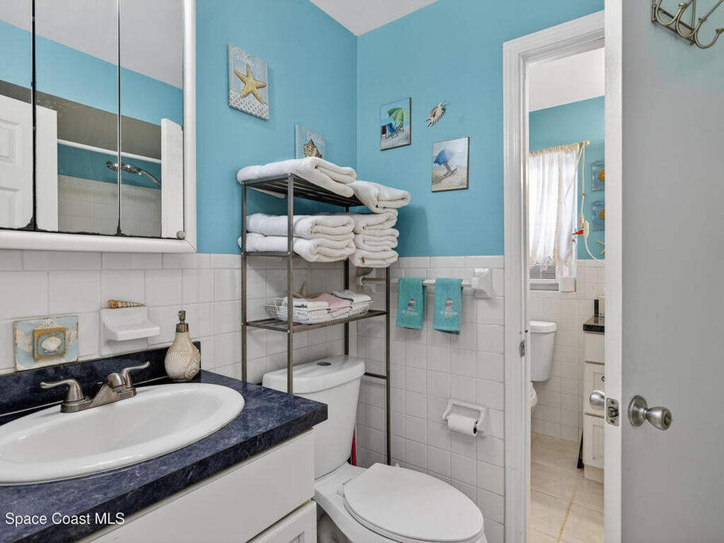 925 Lois Lane, Titusville, FL 32780