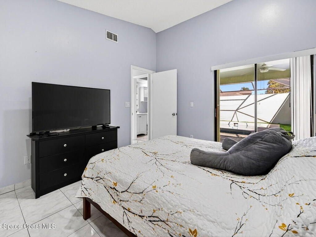 597 Pine Forest Court, Melbourne, FL 32940