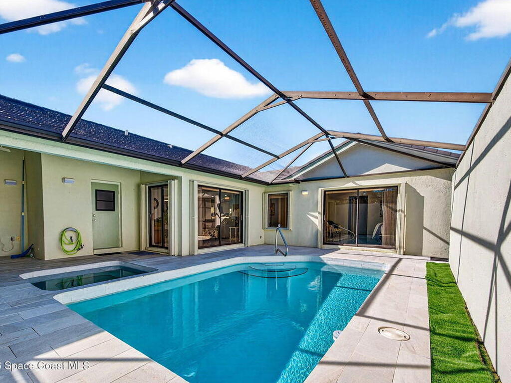 597 Pine Forest Court, Melbourne, FL 32940