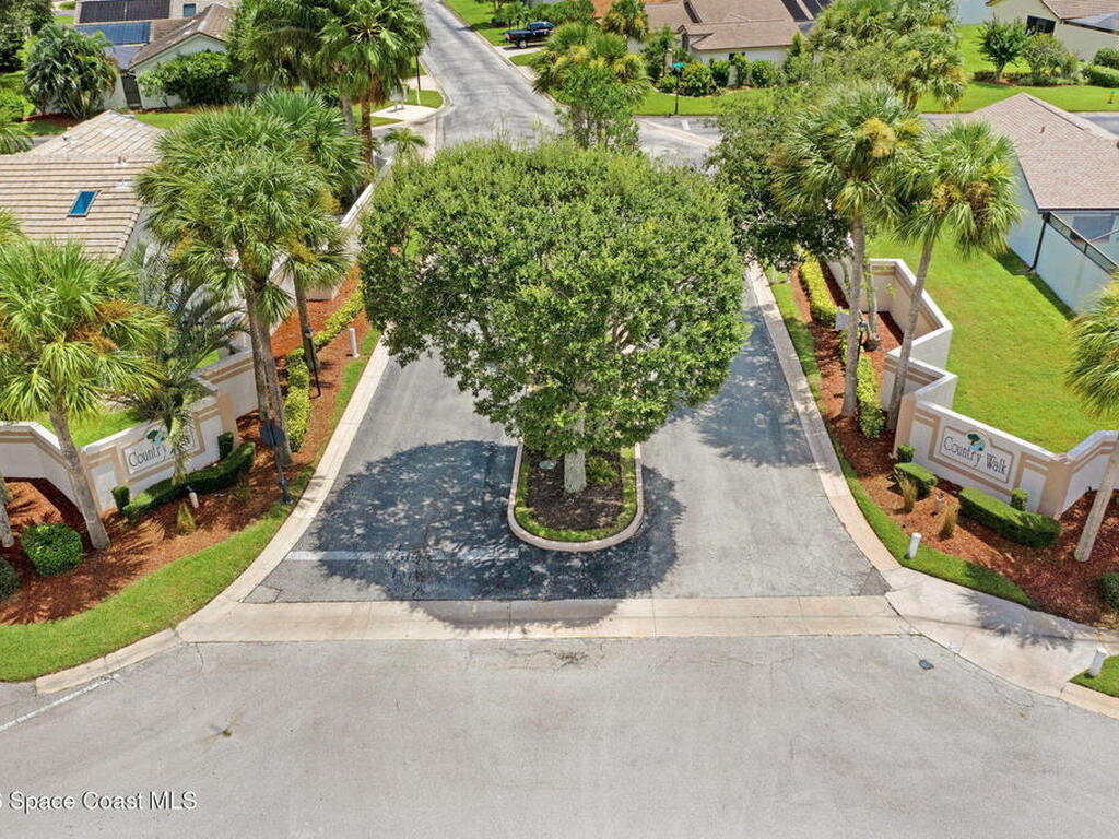 597 Pine Forest Court, Melbourne, FL 32940