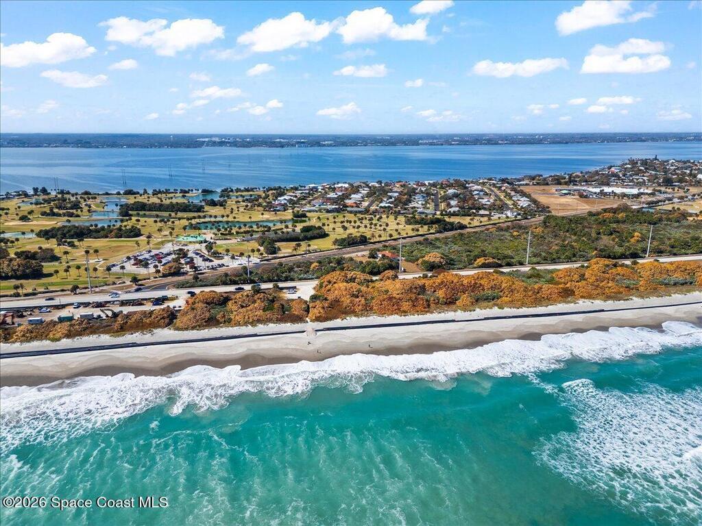 300 Amberjack Place, Melbourne Beach, FL 32951