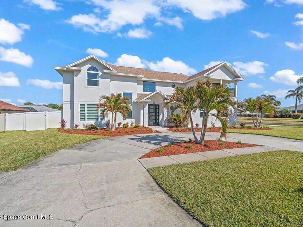 300 Amberjack Place, Melbourne Beach, FL 32951