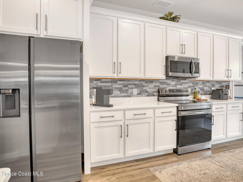 1837 Market Circle, Palm Bay, FL 32905